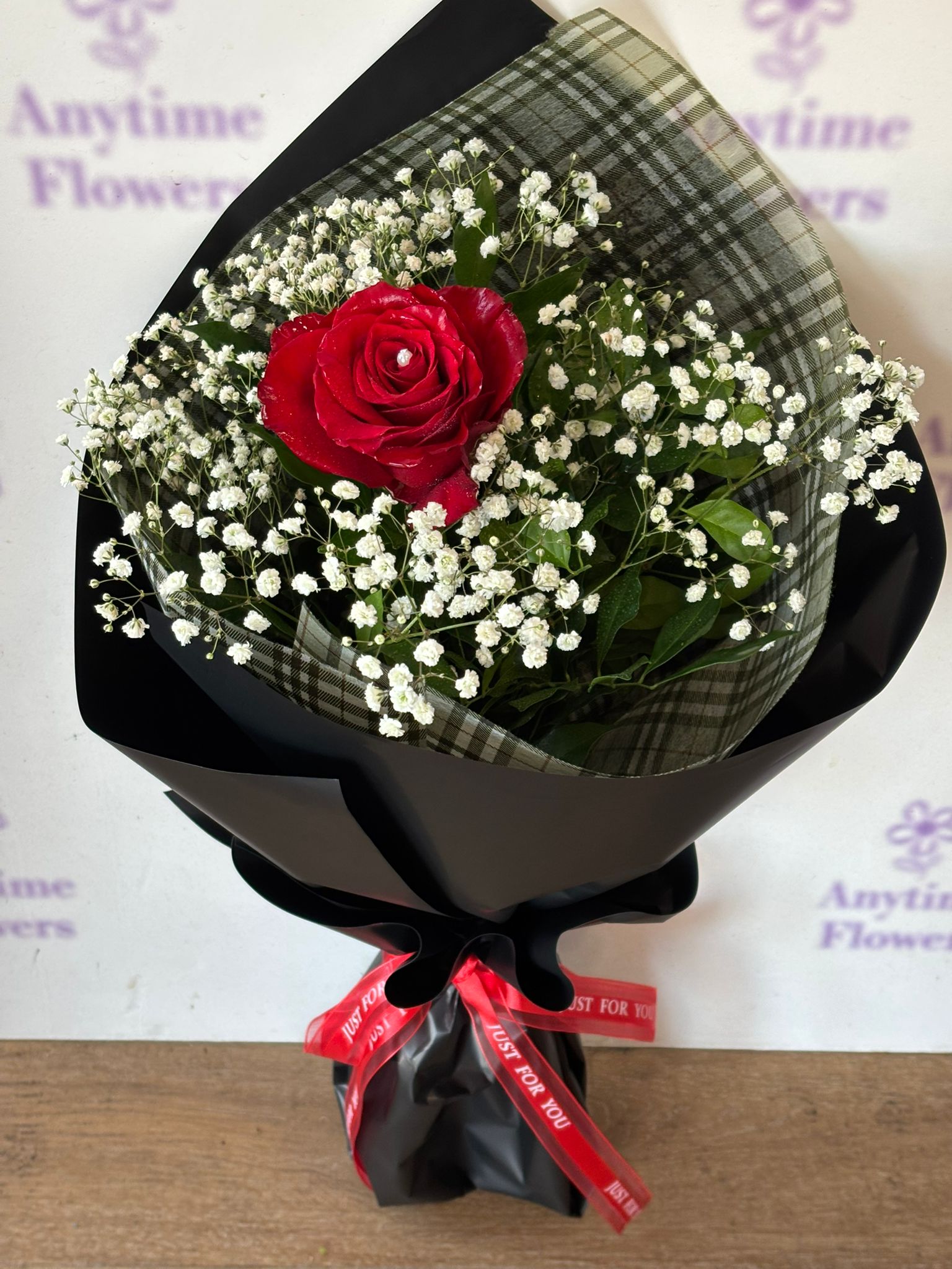 Elegant 60cm Rose Single Wrap