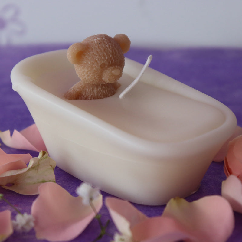 Teddy bear in a bath candle with rose scent